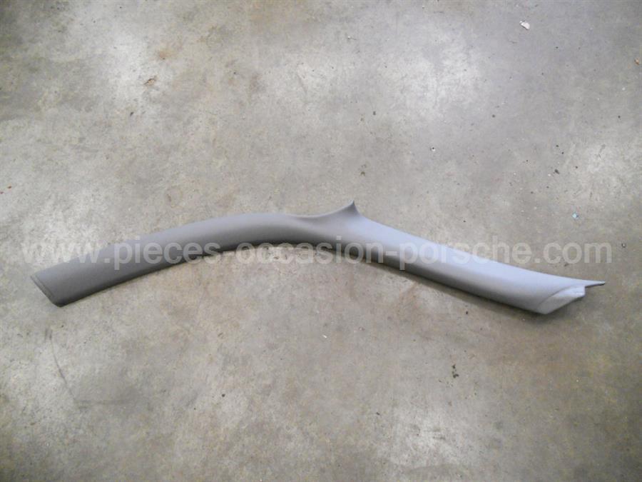 Revêtement montant G de pare-brise cuir Porsche 996 et 996T